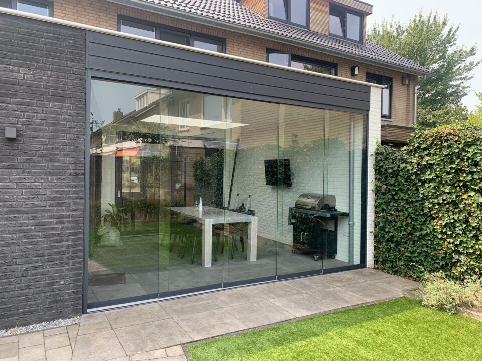 Glazen schuifpui voor aanbouw in Retie