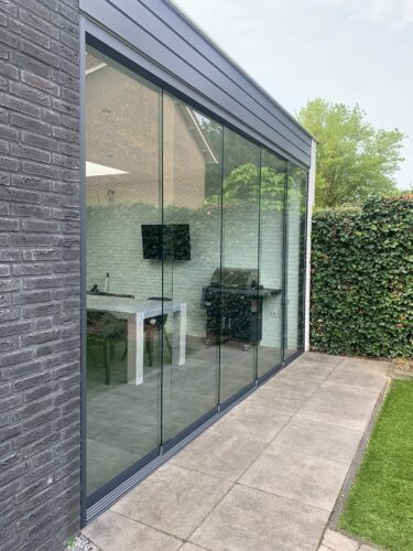 Glazen schuifpui voor aanbouw in Retie