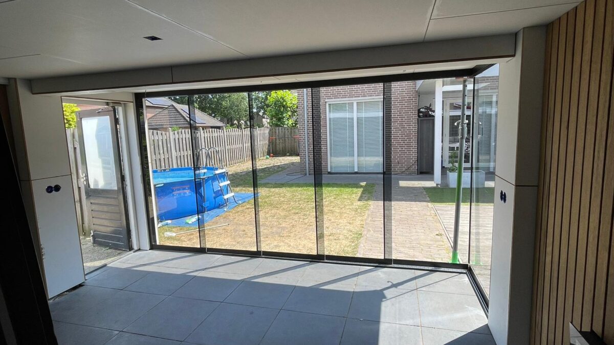 Glazen Schuifwand in Alveringem